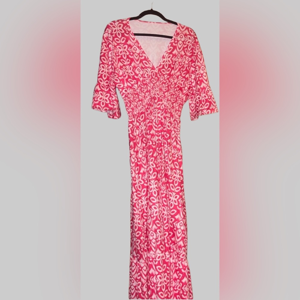 BRAND NEW NEVER BEEN WORN! 
Vibrant Pink Floral Long Sleeve Dress